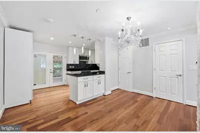 8562 Tyrolean Way, Springfield, VA 22153 - Photo 5