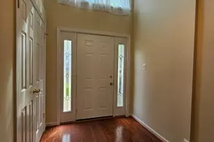 13918 Ludington Pl, Centreville, VA 20121 - Photo 3