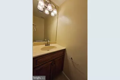 13918 Ludington Place, Centreville, VA 20121 - Photo 7