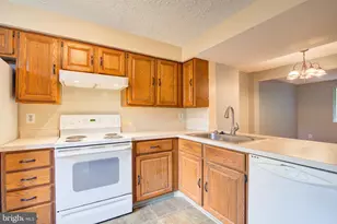 8541 Koluder, Lorton, VA 22079 - Photo 7