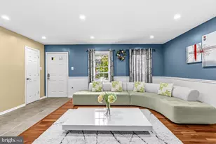 5602 Sutherland Ct, Burke, VA 22015 - Photo 5