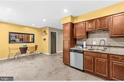 5602 Sutherland Court, Burke, VA 22015 - Photo 11