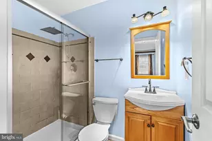 5602 Sutherland Ct, Burke, VA 22015 - Photo 23