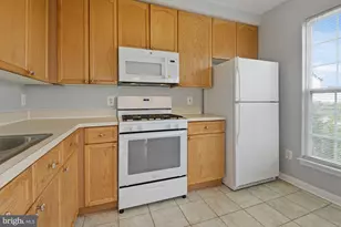 2480 Angeline Dr, Herndon, VA 20171 - Photo 3
