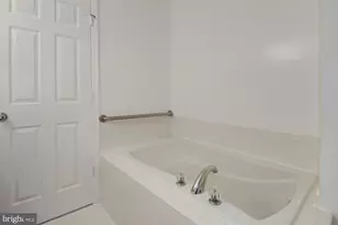 2480 Angeline Dr, Herndon, VA 20171 - Photo 29
