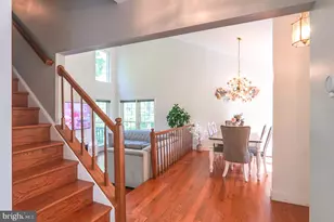 8110 Clifforest Dr, Springfield, VA 22153 - Photo 9