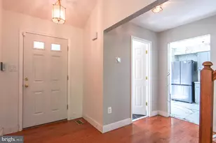 8110 Clifforest Dr, Springfield, VA 22153 - Photo 7