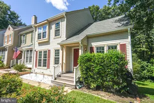 8110 Clifforest Dr, Springfield, VA 22153 - Photo 3