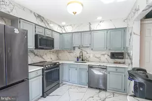 8110 Clifforest Dr, Springfield, VA 22153 - Photo 11