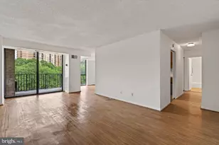 2300 Pimmit Dr, Falls Church, VA 22043 - Photo 19