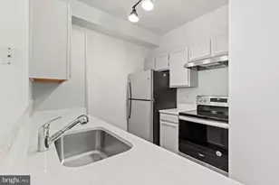 1530 Spring Gate Dr., McLean, VA 22102 - Photo 9