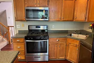 6064 Clay Spur Ct, Centreville, VA 20121 - Photo 3