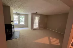 6064 Clay Spur Ct, Centreville, VA 20121 - Photo 11
