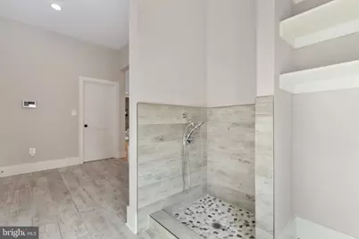 1002 Frederick Street SW, Vienna, VA 22180 - Photo 23