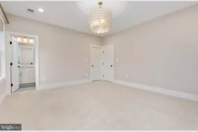 1002 Frederick Street SW, Vienna, VA 22180 - Photo 37