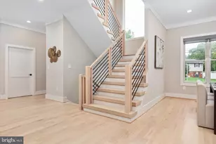 1002 Frederick St SW, Vienna, VA 22180 - Photo 7