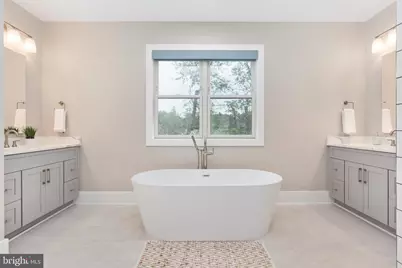 1002 Frederick Street SW, Vienna, VA 22180 - Photo 29