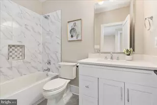 1002 Frederick St SW, Vienna, VA 22180 - Photo 53
