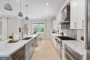 1002 Frederick St SW, Vienna, VA 22180 - Photo 15