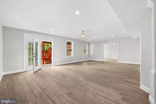 7608 Mcweadon Ln, Springfield, VA 22150 - Photo 43