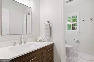 11607 Auburn Grove Ct, Reston, VA 20194 - Photo 39