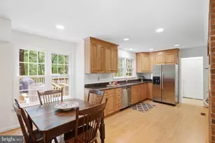 11607 Auburn Grove Ct, Reston, VA 20194 - Photo 19