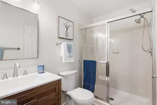 11607 Auburn Grove Ct, Reston, VA 20194 - Photo 31