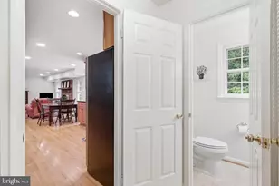 11607 Auburn Grove Ct, Reston, VA 20194 - Photo 27