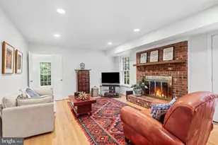 11607 Auburn Grove Ct, Reston, VA 20194 - Photo 17