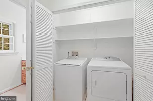 11607 Auburn Grove Ct, Reston, VA 20194 - Photo 25