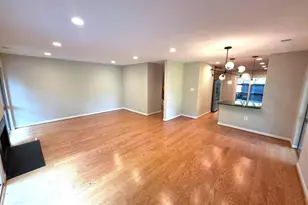 2001 Wethersfield Ct, Reston, VA 20191 - Photo 29