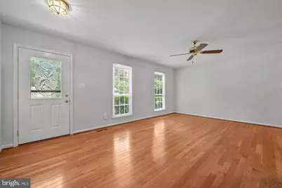 2422 Ivywood Road, Reston, VA 20191 - Photo 7