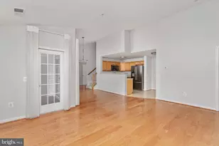 11635 Cavalier Landing Ct, Fairfax, VA 22030 - Photo 19