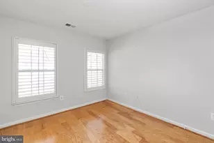 11635 Cavalier Landing Ct, Fairfax, VA 22030 - Photo 35