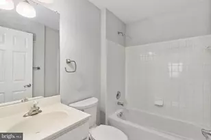 11635 Cavalier Landing Ct, Fairfax, VA 22030 - Photo 43