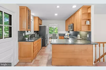 6604 Grey Fox Drive, Springfield, VA 22152 - Photo 13