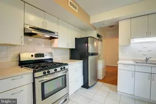 2052 Royal Fern Ct, Reston, VA 20191 - Photo 15