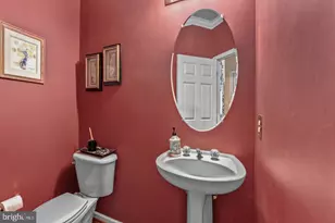 13249 Middleton Farm Ln, Herndon, VA 20171 - Photo 27