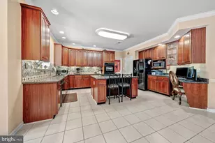 13249 Middleton Farm Ln, Herndon, VA 20171 - Photo 13