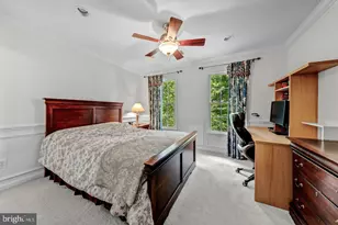 13249 Middleton Farm Ln, Herndon, VA 20171 - Photo 45