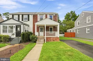 5922 Edgehill Ct, Alexandria, VA 22303 - Photo 1