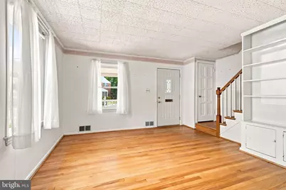 5922 Edgehill Court, Alexandria, VA 22303 - Photo 3