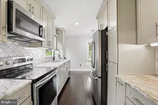 131 Casmar St SE, Vienna, VA 22180 - Photo 11