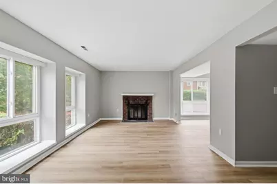 3861 Persimmon Circle, Fairfax, VA 22031 - Photo 7