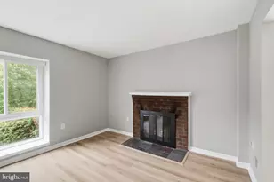 3861 Persimmon Cir, Fairfax, VA 22031 - Photo 9