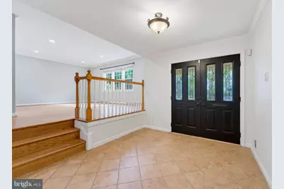 8125 Saxony Drive, Annandale, VA 22003 - Photo 19