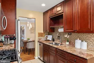 8520 Pepperdine Dr, Vienna, VA 22180 - Photo 9
