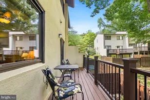 11961 Barrel Cooper Ct, Reston, VA 20191 - Photo 15
