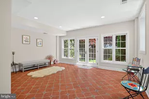 1002 Sherman Ct, Great Falls, VA 22066 - Photo 41