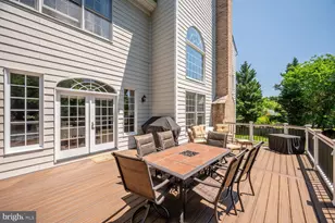 1002 Sherman Ct, Great Falls, VA 22066 - Photo 45